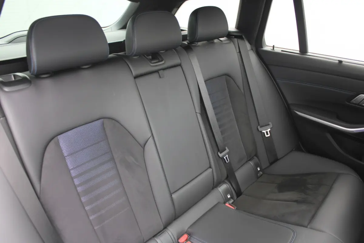 330e High Executive M-SPORT SHADOW PANORAMADAK MEMORY 360-CAMERA KEY-LESS CARPLAY TREKHAAK
