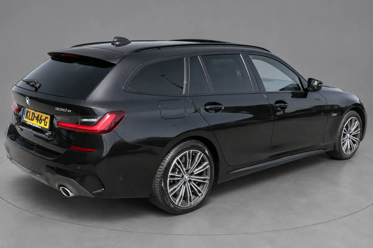 330e High Executive M-SPORT PANORAMADAK MEMORY KEY-LESS CAMERA CARPLAY