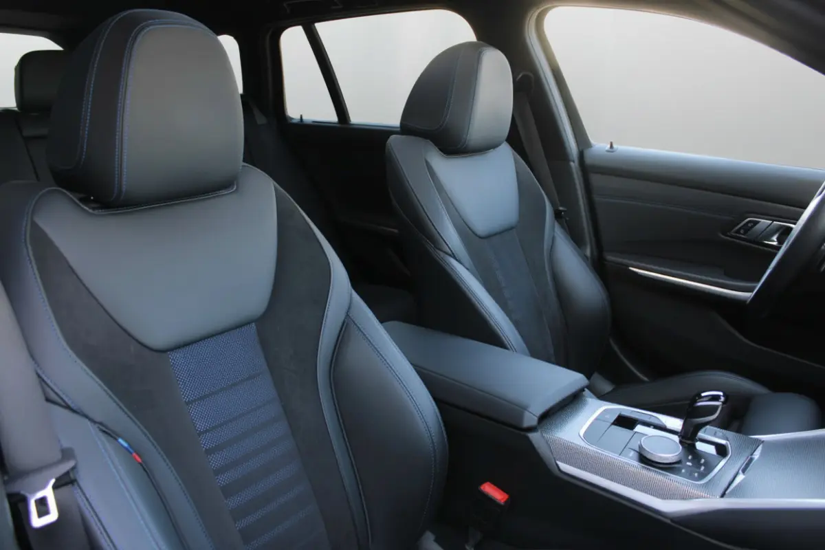 330e High Executive M-SPORT PANORAMADAK MEMORY KEY-LESS CAMERA CARPLAY