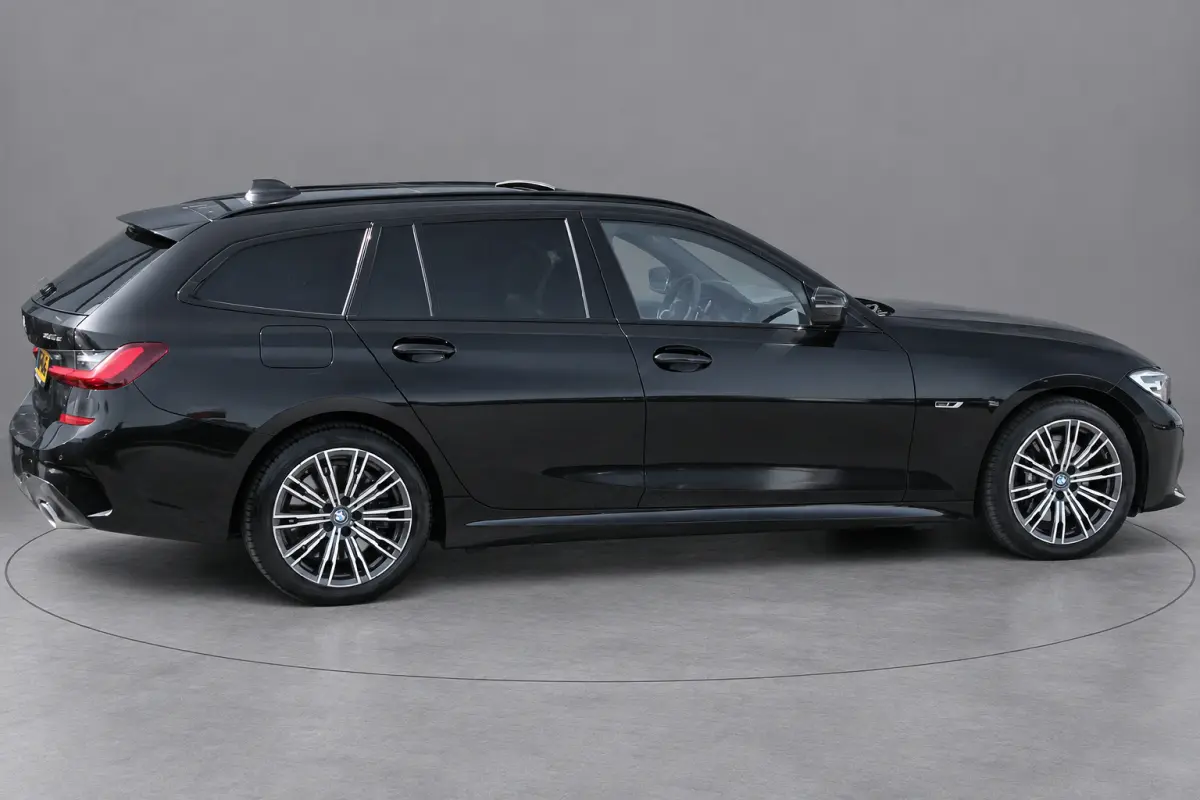 330e High Executive M-SPORT PANORAMADAK MEMORY KEY-LESS CAMERA CARPLAY