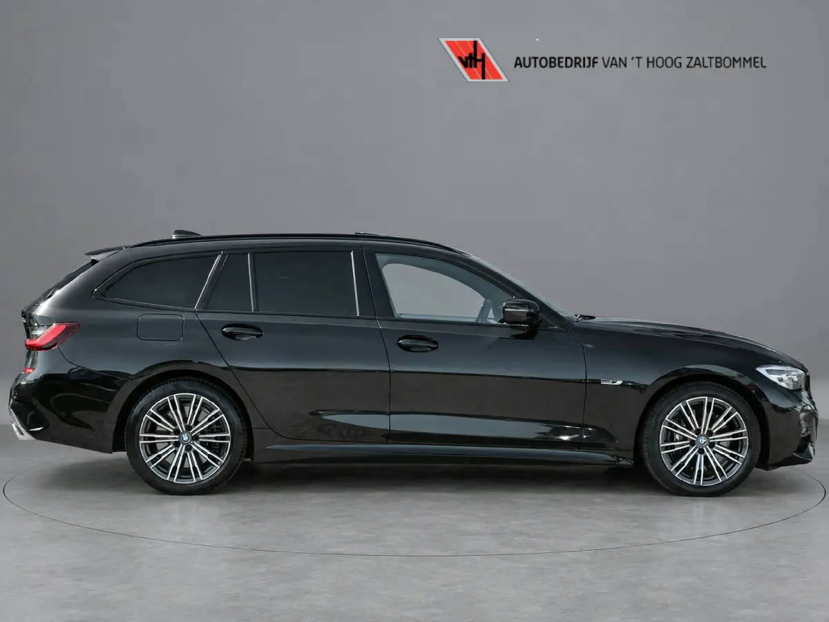 330e High Executive M-SPORT PANORAMADAK MEMORY KEY-LESS CAMERA CARPLAY