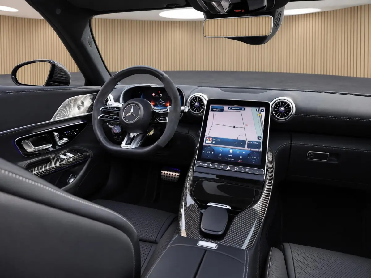 Roadster AMG 63 4MATIC+ |Carbon intr./Exter. |Lift | Head-up| Burmester |Memory-pakket