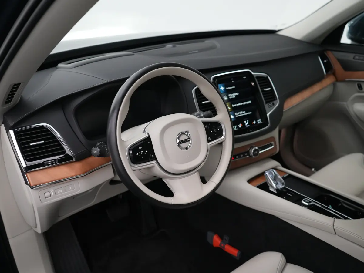 T8 Recharge AWD Inscription | Long Range | Adaptive Cruise | 360° Camera | Panoramadak | Head-up | Harman/Kardon | Trekhaak