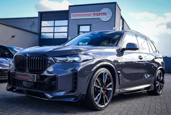 XDrive50e High Executive | X5M Kuipstoelen | Driving assistant Prof | HuD | Dravit Grau | Luchtvering | Stoelverkoeling |