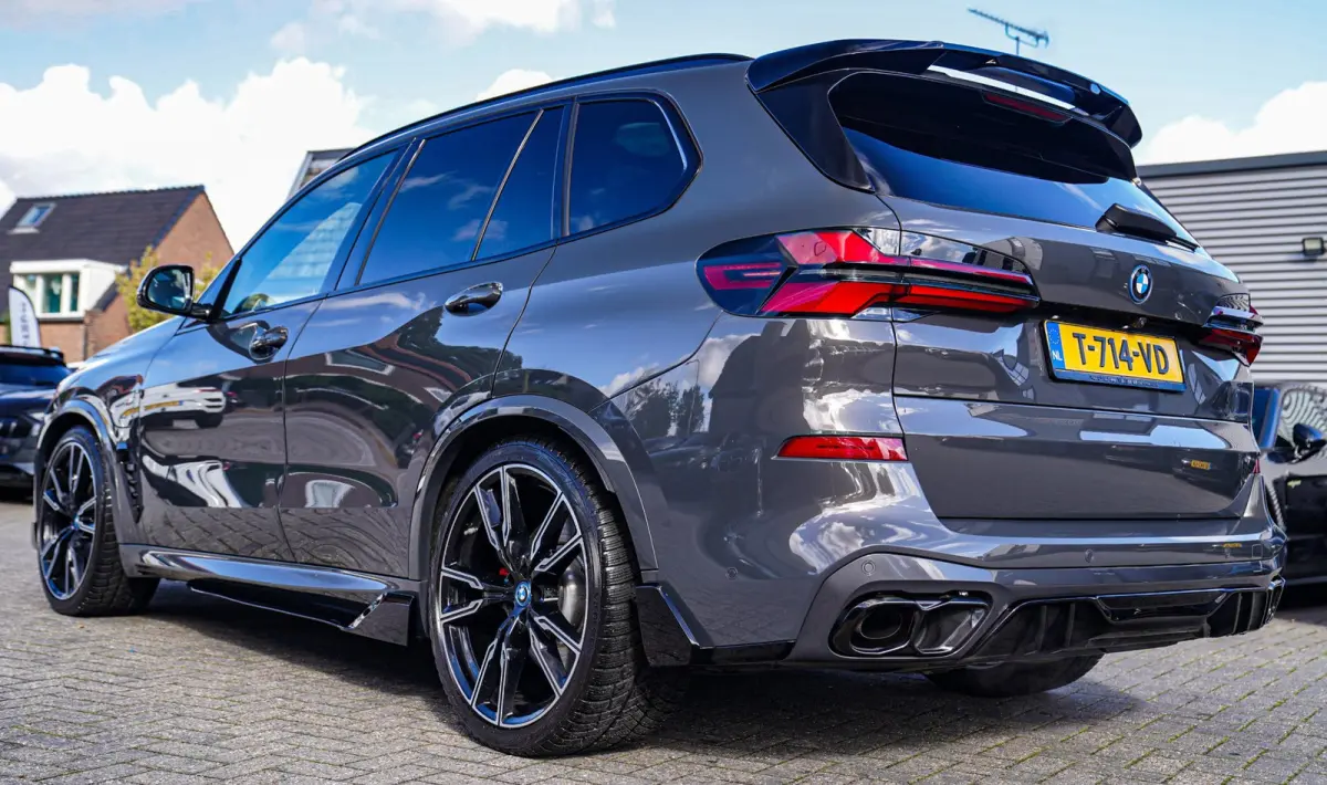 XDrive50e High Executive | X5M Kuipstoelen | Driving assistant Prof | HuD | Dravit Grau | Luchtvering | Stoelverkoeling |