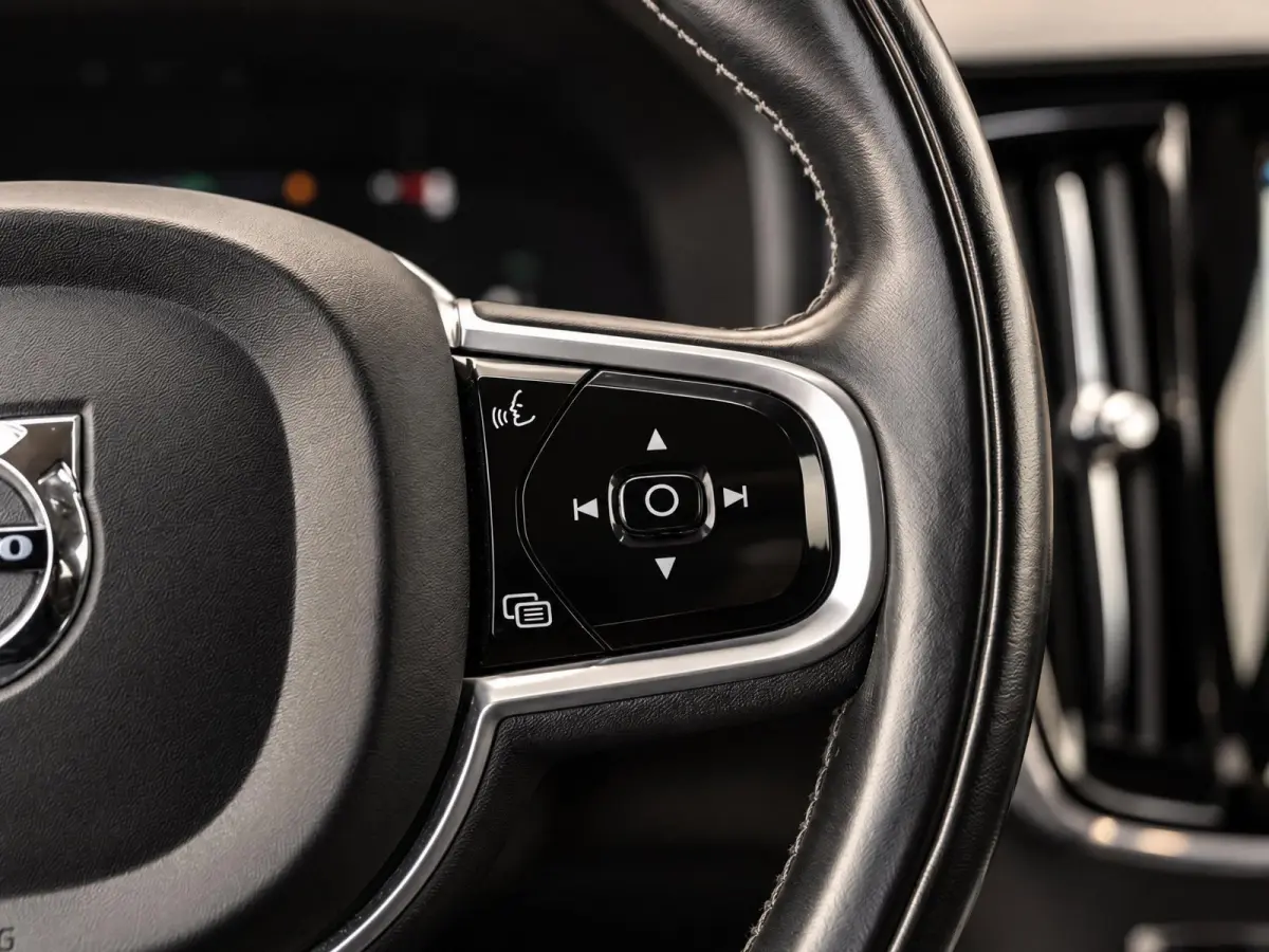 2.0 T6 AWD Inscription | H/K Sound | Memory | Carplay | 1e Eig. | 91% SOH |