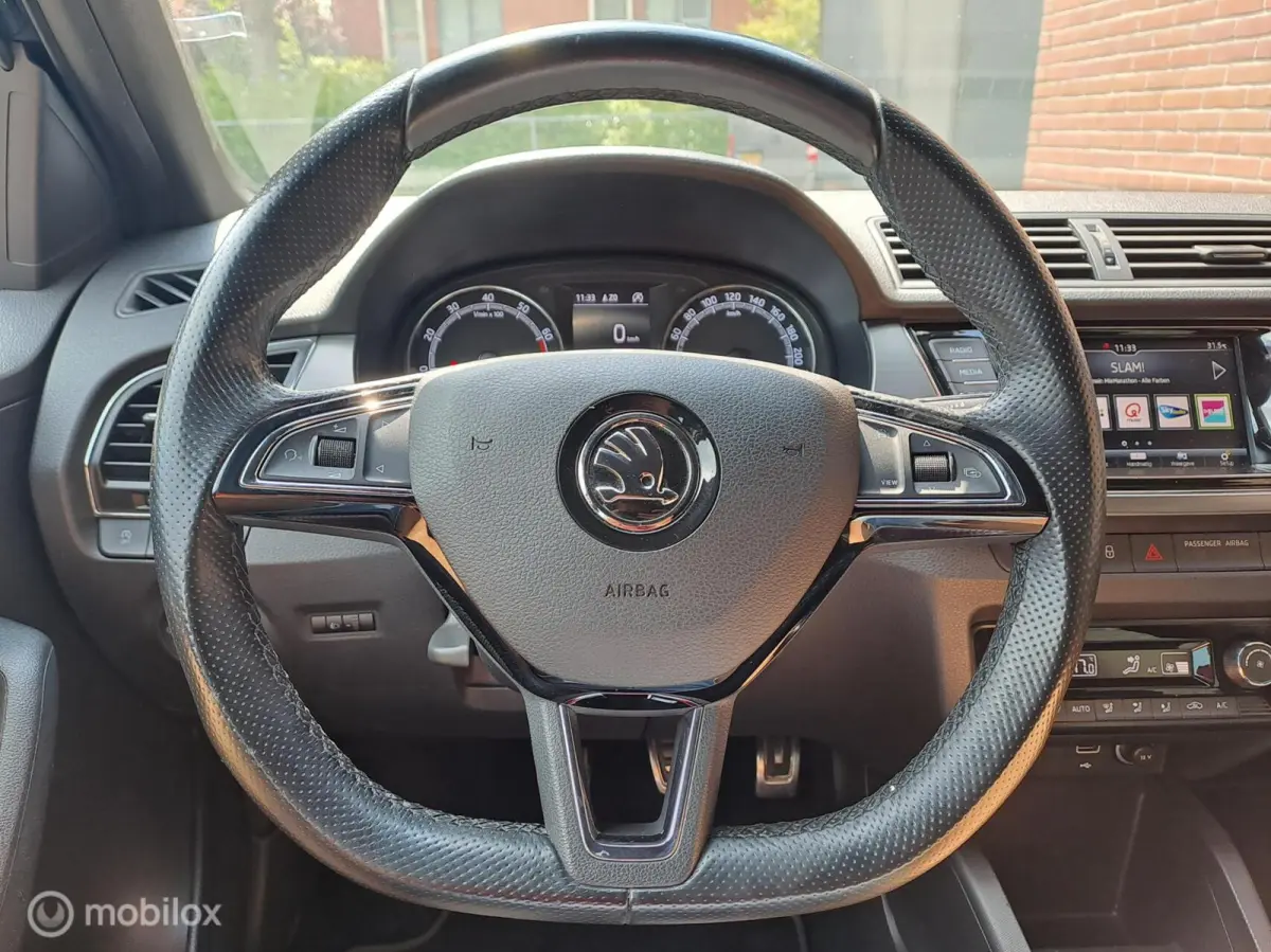 1.0 TSI Sport Business