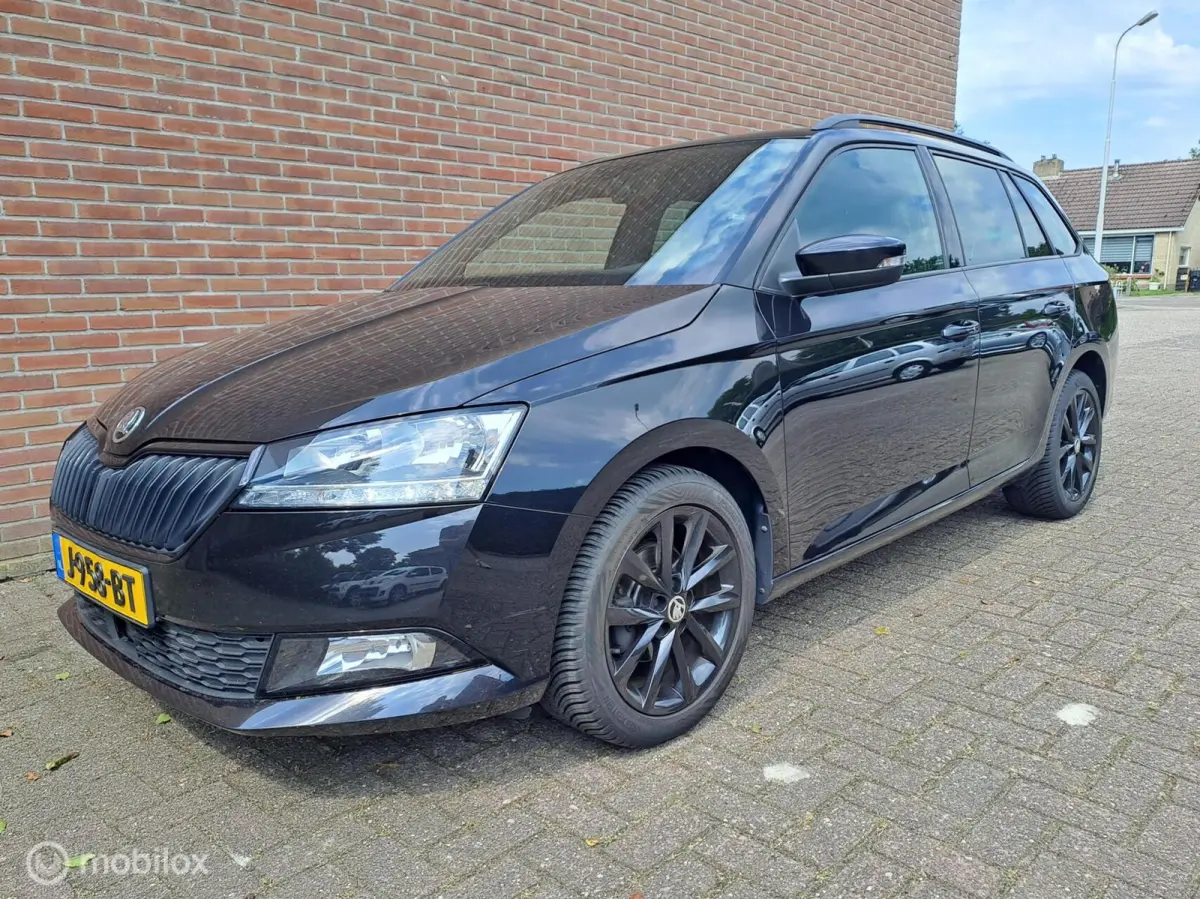 1.0 TSI Sport Business
