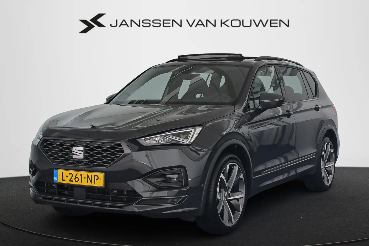 1.4 TSI e-Hybrid PHEV FR Panoramadak Trekhaak Kuipstoelen Camera