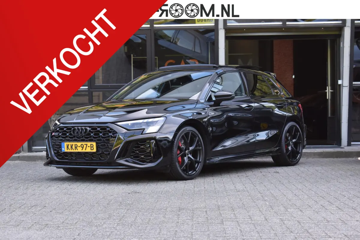 2.5 TFSI RS3 quattro HUD Pano Massage Keyless B&O Lane