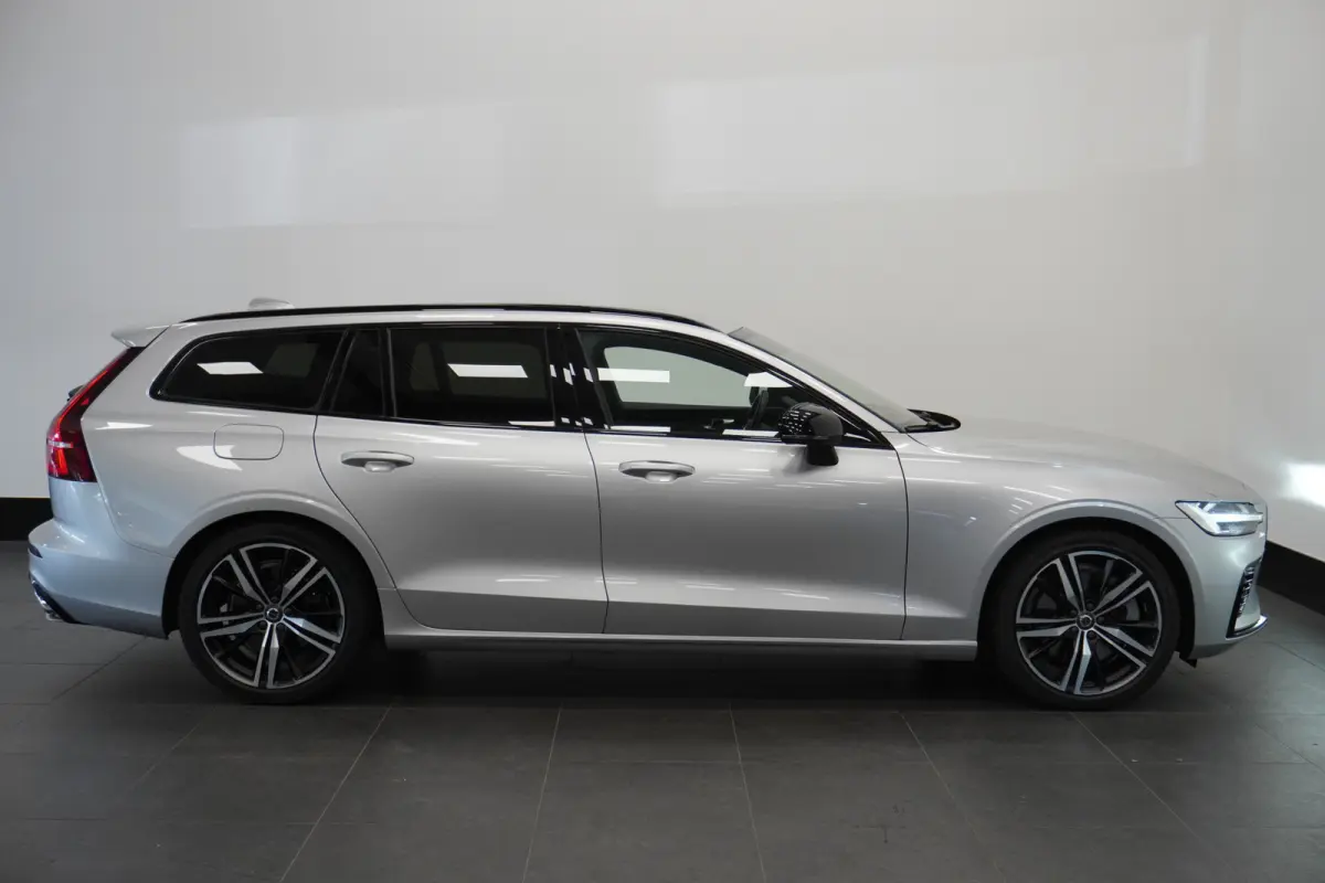2.0 T6 Recharge 340PK AWD R-Design 12MND Garantie | Camera | Memory | Stoel & Stuur verw. | €29.900,- incl. BTW