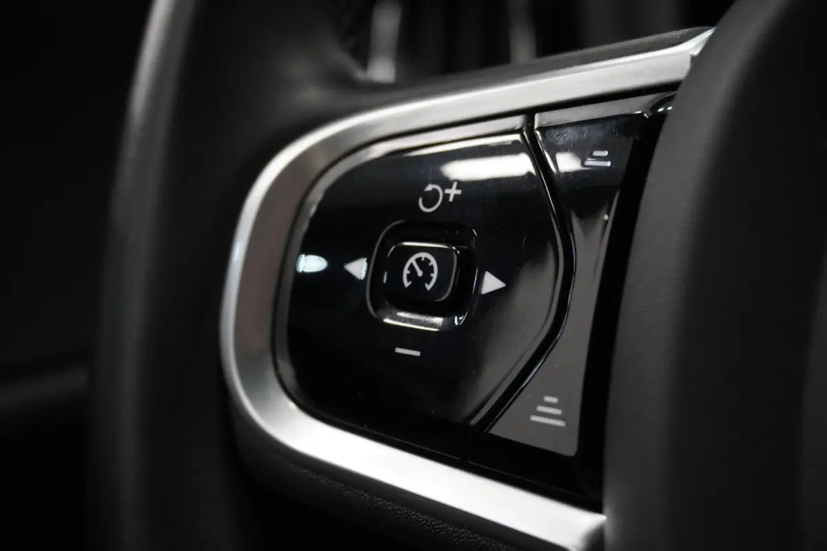 2.0 T6 Recharge 340PK AWD R-Design 12MND Garantie | Camera | Memory | Stoel & Stuur verw. | €29.900,- incl. BTW