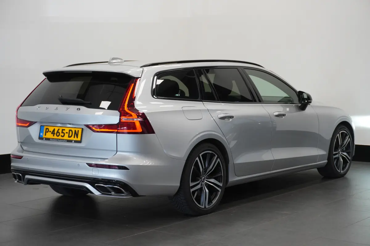2.0 T6 Recharge 340PK AWD R-Design | Camera | Memory | Stoel & Stuur verw. | €29.900,- incl. BTW