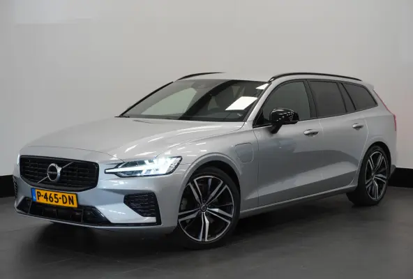 2.0 T6 Recharge 340PK AWD R-Design | Camera | Memory | Stoel & Stuur verw. | €29.900,- incl. BTW