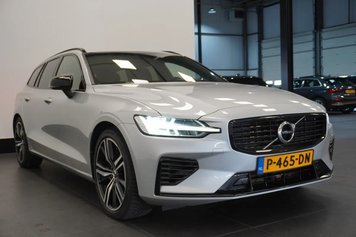2.0 T6 Recharge 340PK AWD R-Design 12MND Garantie | Camera | Memory | Stoel & Stuur verw. | €29.900,- incl. BTW