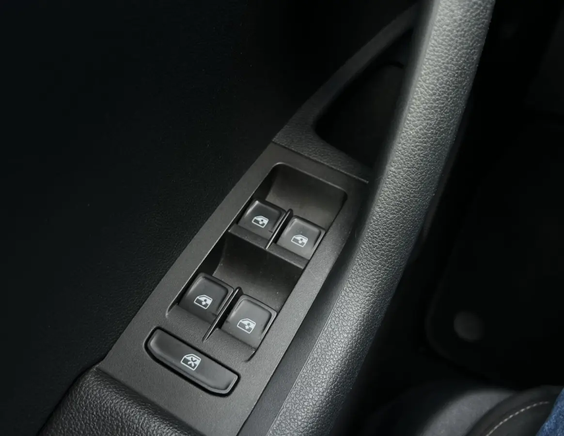 1.0 TSI Greentech Ambition Business CARPLAY/ANDROID | STOELVERW | CRUISE | NAV | PDC | DAB
