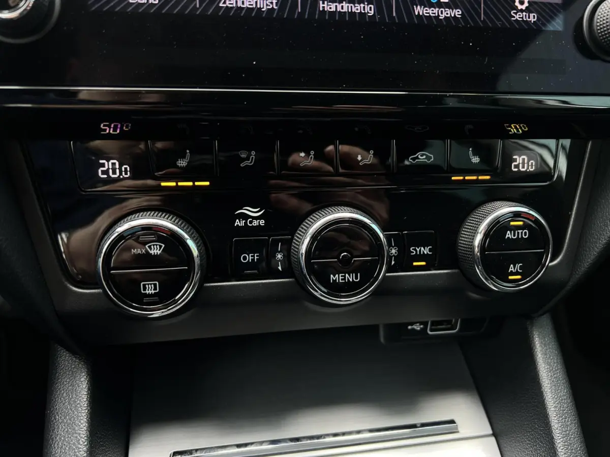 1.0 TSI Greentech Ambition Business CARPLAY/ANDROID | STOELVERW | CRUISE | NAV | PDC | DAB