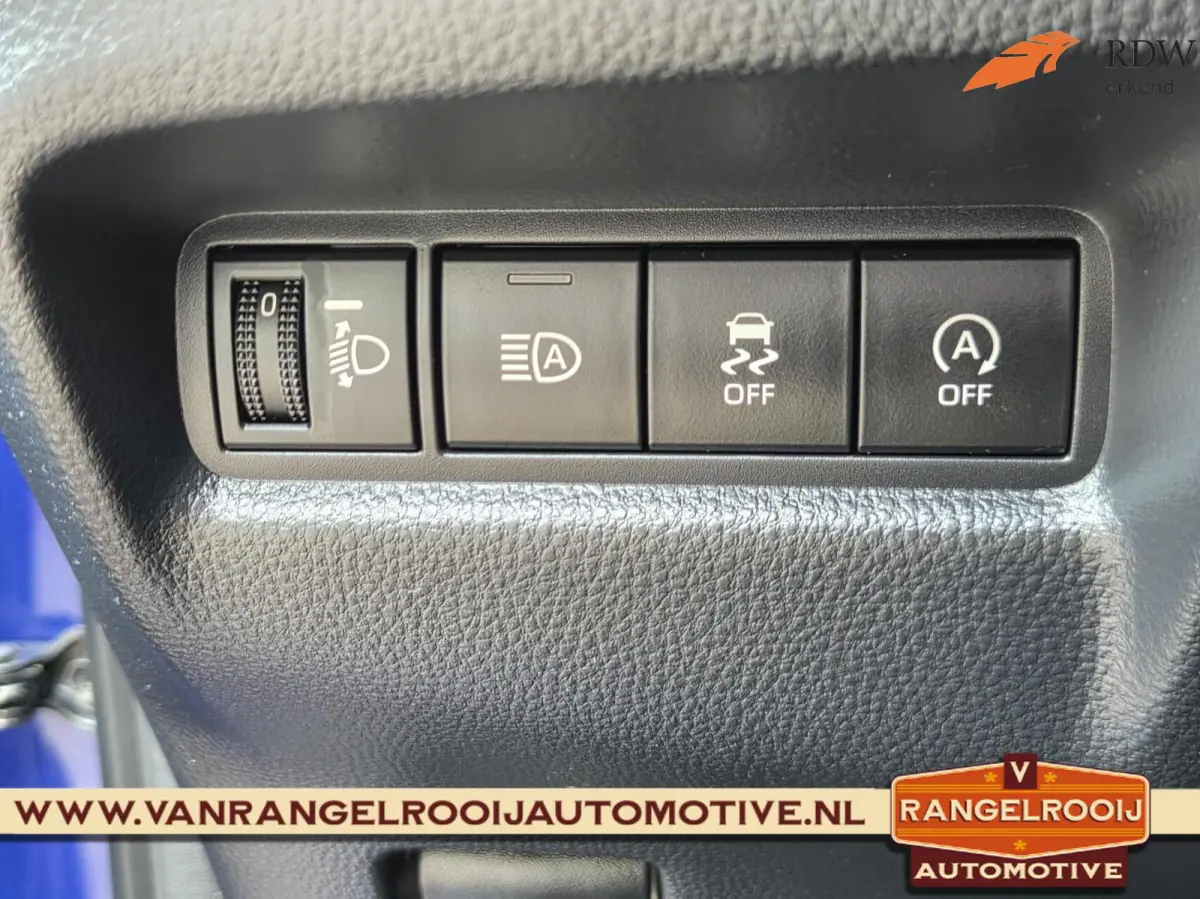 1.0 VVT-i Pulse, ACC, stoelverw., clima, camera, 17" lmv