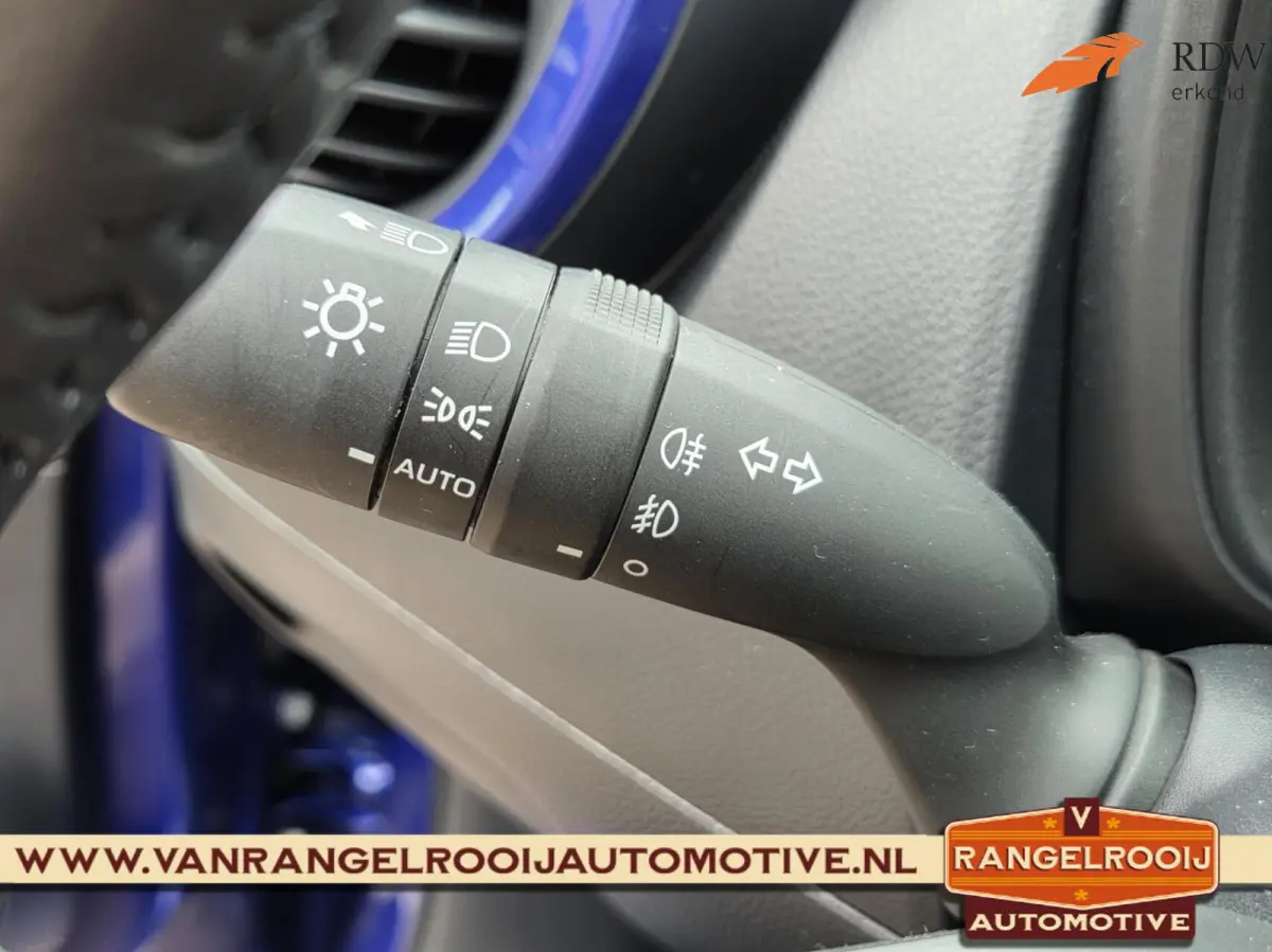 1.0 VVT-i Pulse, ACC, stoelverw., clima, camera, 17" lmv