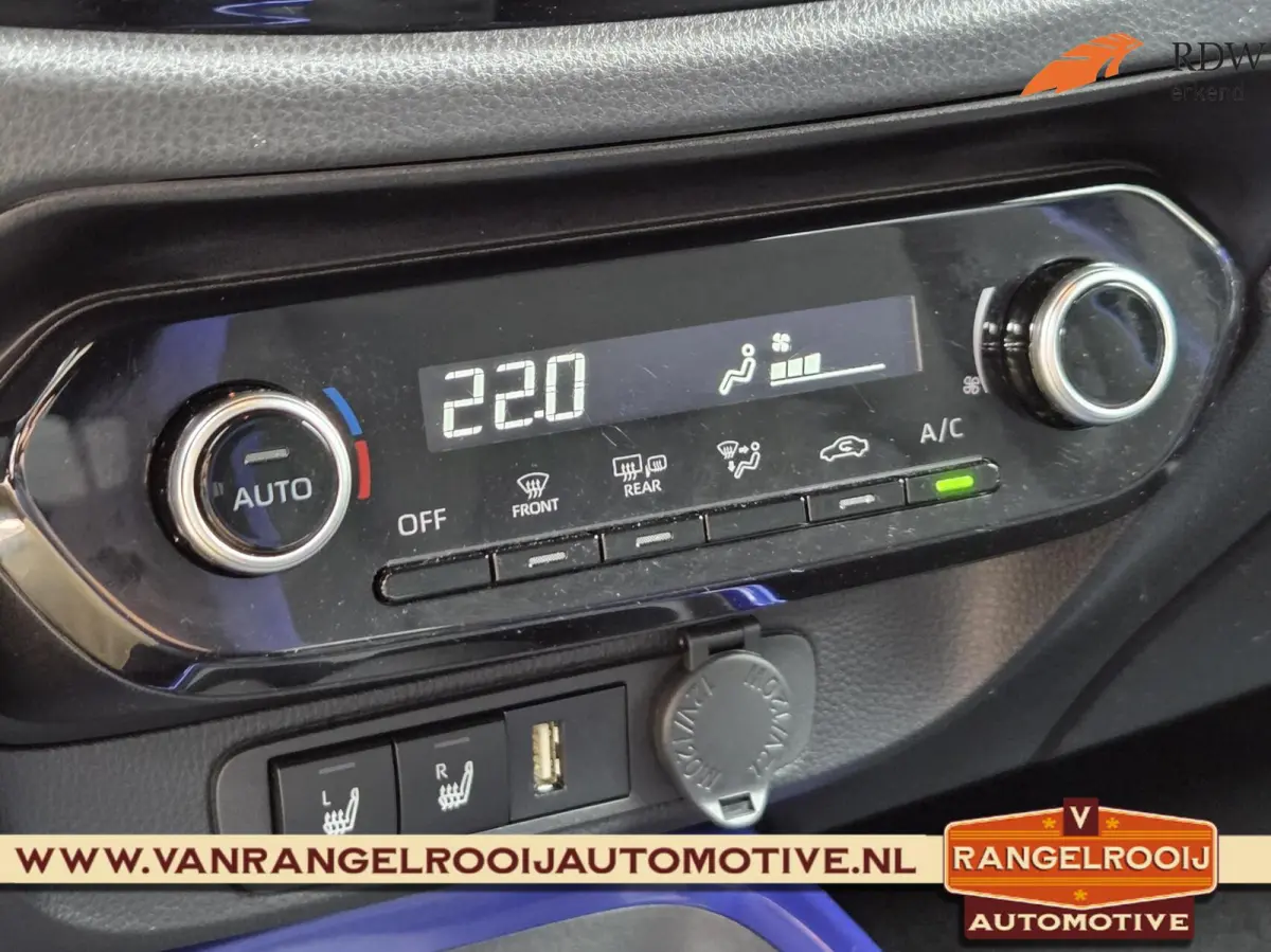 1.0 VVT-i Pulse, ACC, stoelverw., clima, camera, 17" lmv