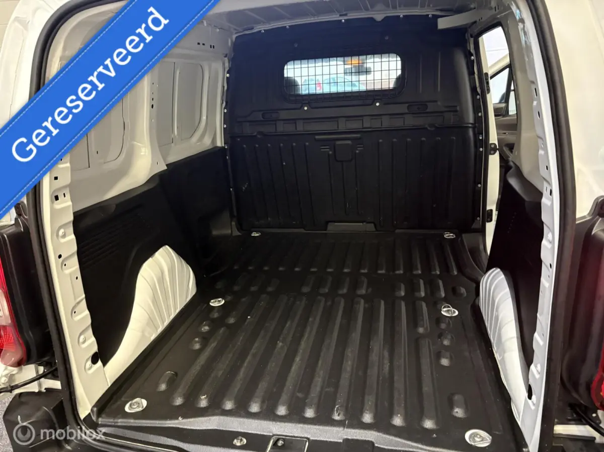 bestel 1.2 PureTech Club
