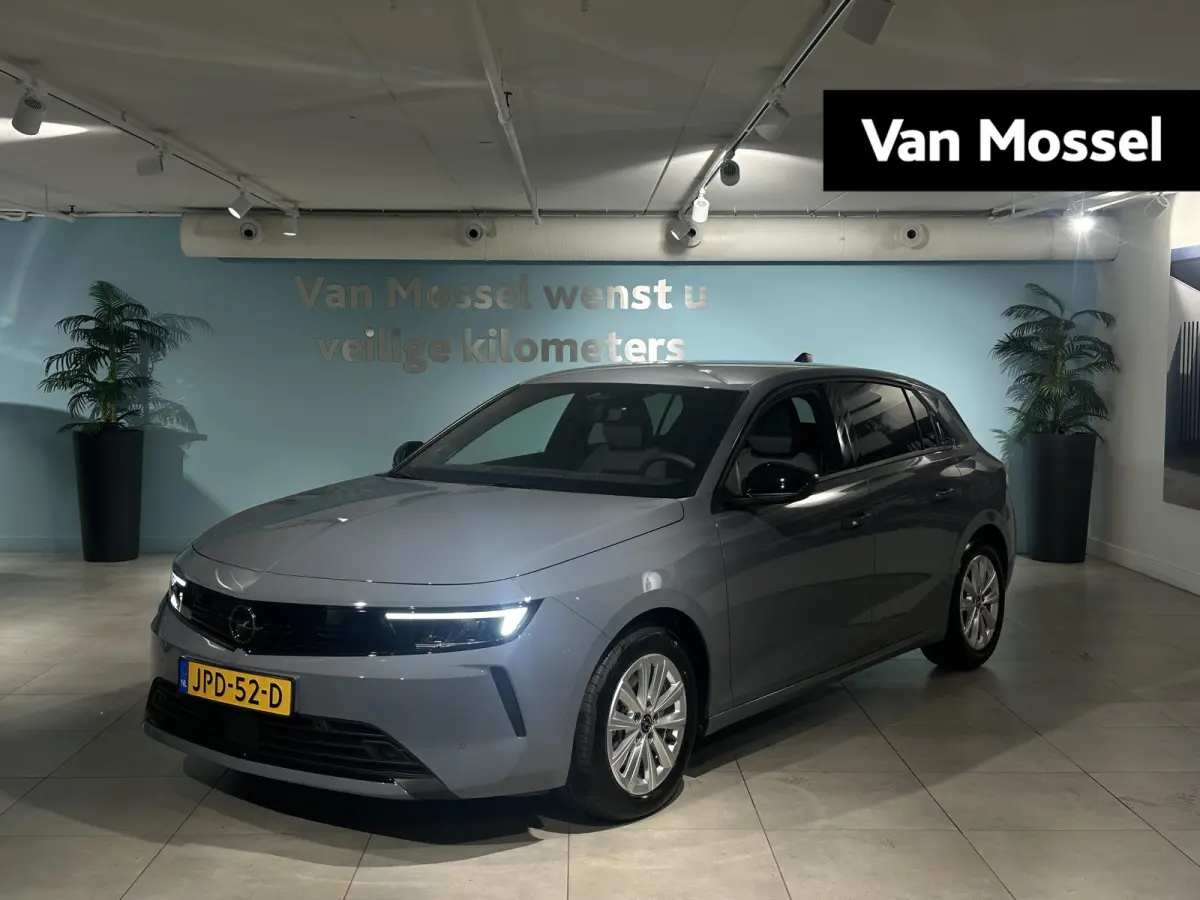 1.2 Turbo Hybrid Business Edition | Direct leverbaar | Automaat | Parkeersensoren | Apple Carplay - Android Auto