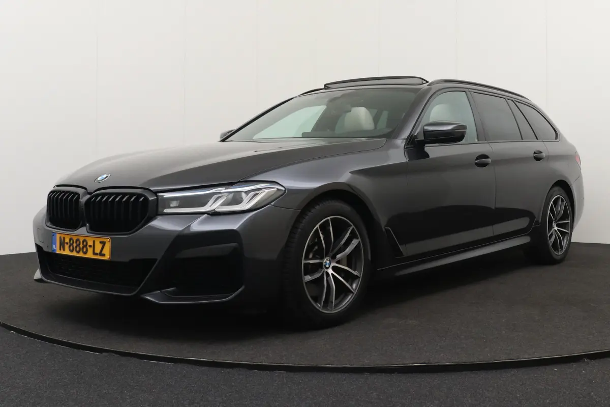 530i 252 PK M-Sport Shadow-Line Pano-dak Laser-Light *
