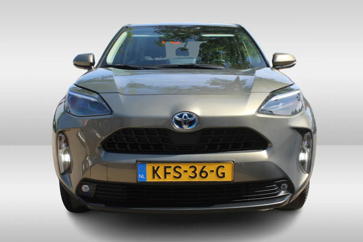 1.5 Hybrid Active l Adaptief Cruise Control l Lane Assist l Achteruitrijcamera l Climate control l Apple carplay/ android auto l Elektrisch inklapbare buitenspiegels l Verwarmbare Spiegels l