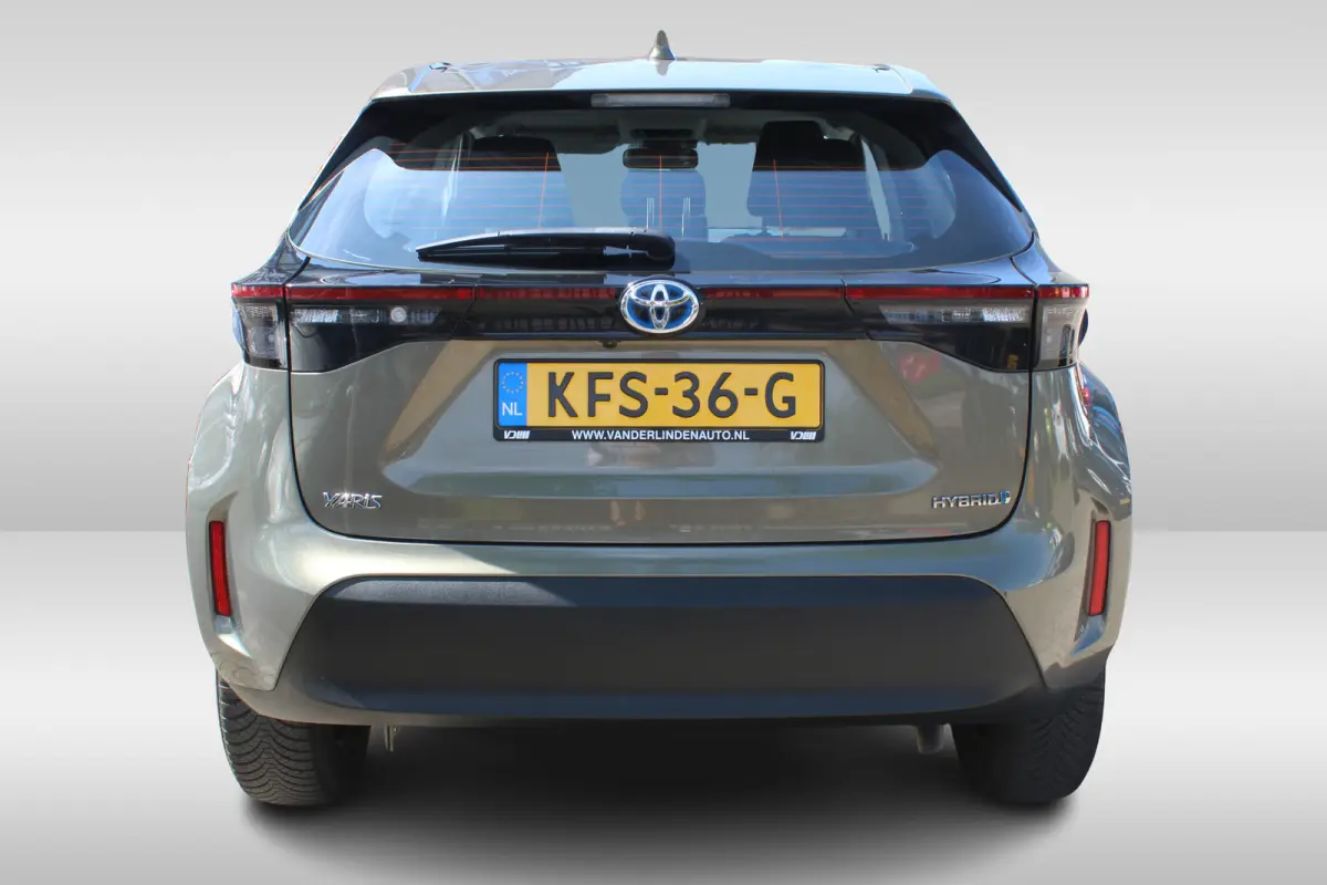1.5 Hybrid Active l Adaptief Cruise Control l Lane Assist l Achteruitrijcamera l Climate control l Apple carplay/ android auto l Elektrisch inklapbare buitenspiegels l Verwarmbare Spiegels l