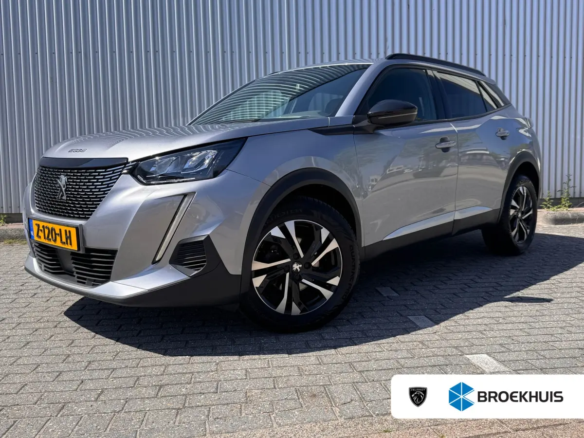1.2 100PK Allure Pack | Navigatie | Apple Carplay / Android Auto | Cruise Control | Parkeersensoren Achter | DAB | | Bots waarschuwing systeem | Buitenspiegels elektrisch verstel- en verwarm