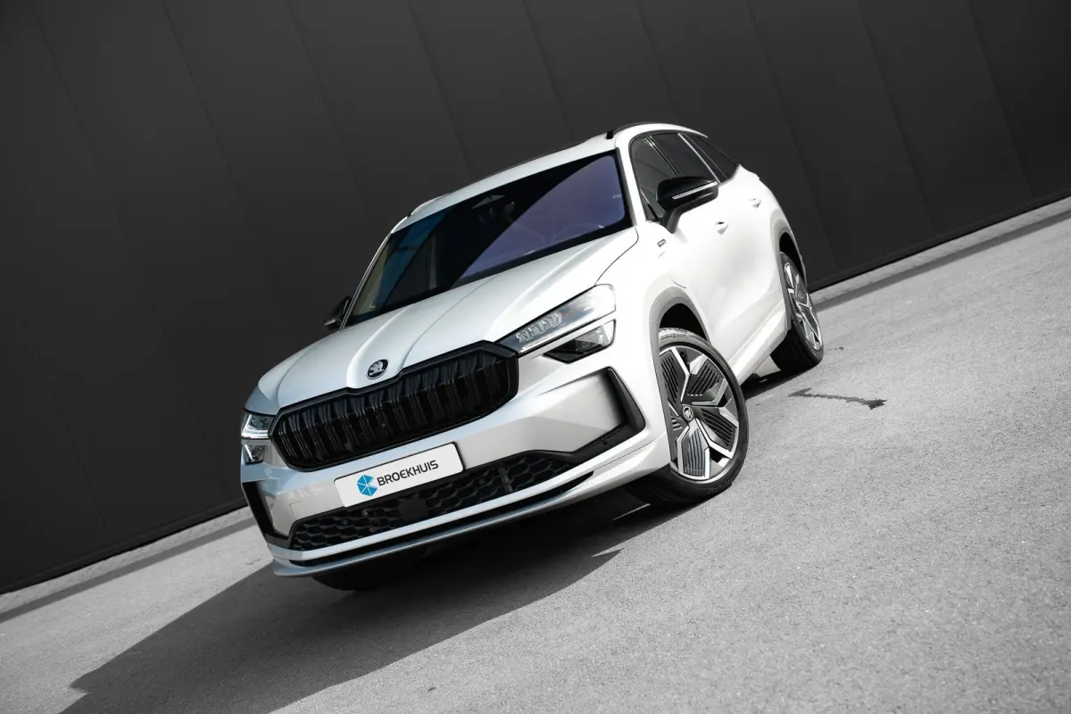 Sportline Business | Achteruitrijcamera | Crew Protect Assist | Cruise control met speedlimiter