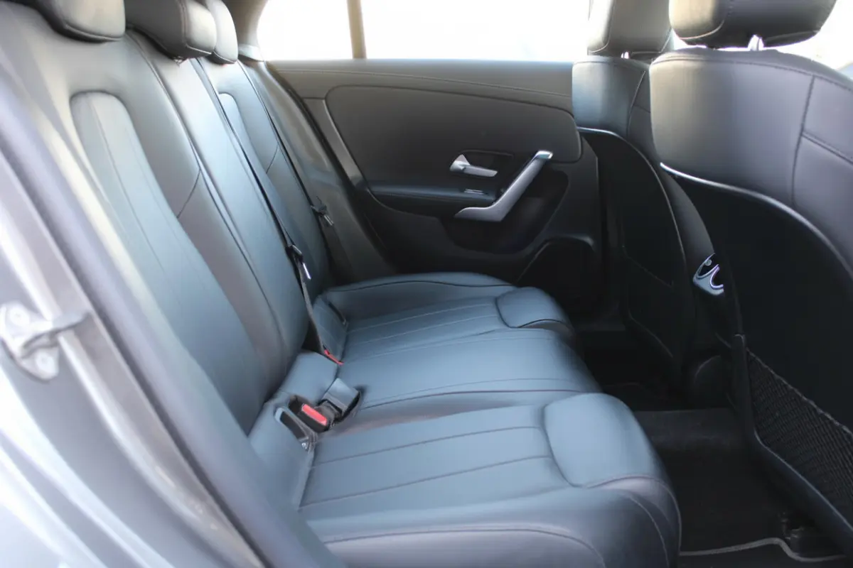 250e AUT8 Luxury Limited LEDER SFEER NAVI CAMERA 18''