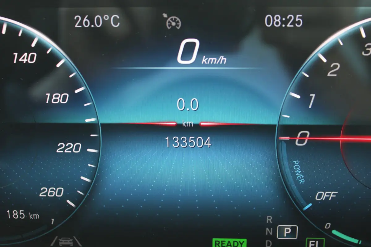 250e AUT8 Luxury Limited LEDER SFEER NAVI CAMERA 18''