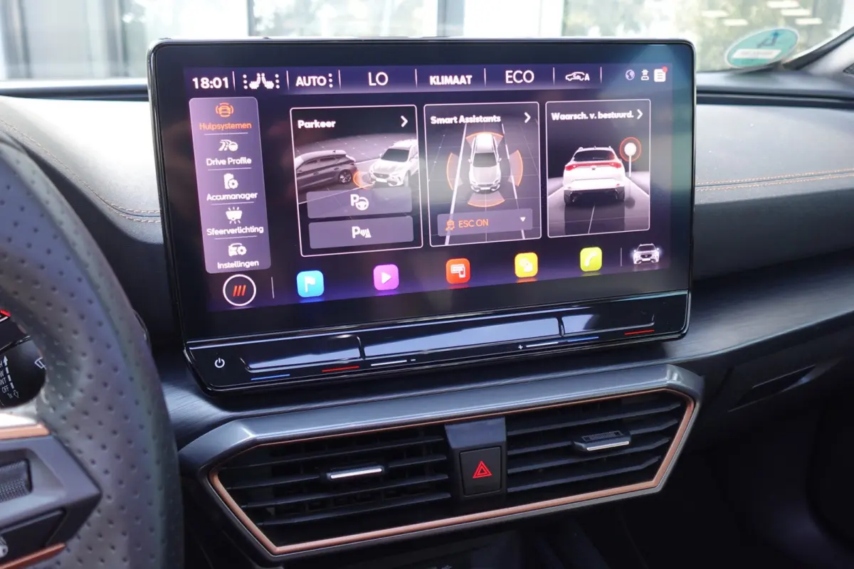 1.4 e-Hybrid VZ Copper PANO 360' KEYLESS'