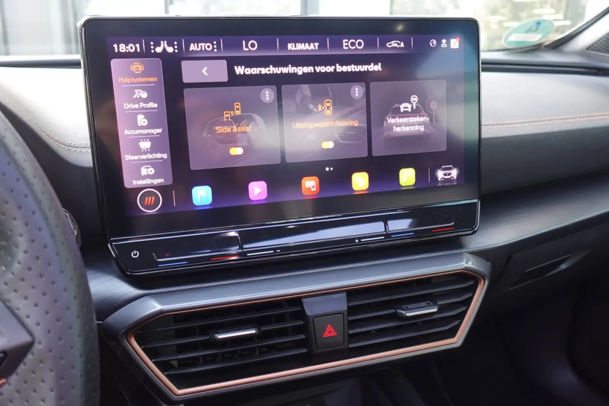 1.4 e-Hybrid VZ Copper PANO 360' KEYLESS'