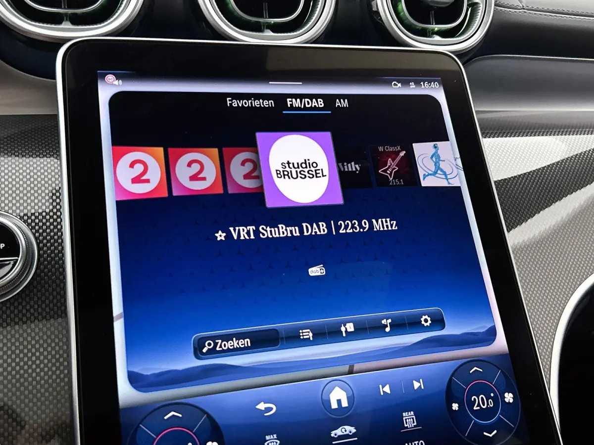 4MATIC AMG Line | Automaat | Panorama dak | Matrix LED | Burmester 3D | MANUFAKTUR Opalite White | Dashcam | Trekhaak | Heads-Up Display | 4-Zone Climate control | Apple Carplay / Android Au