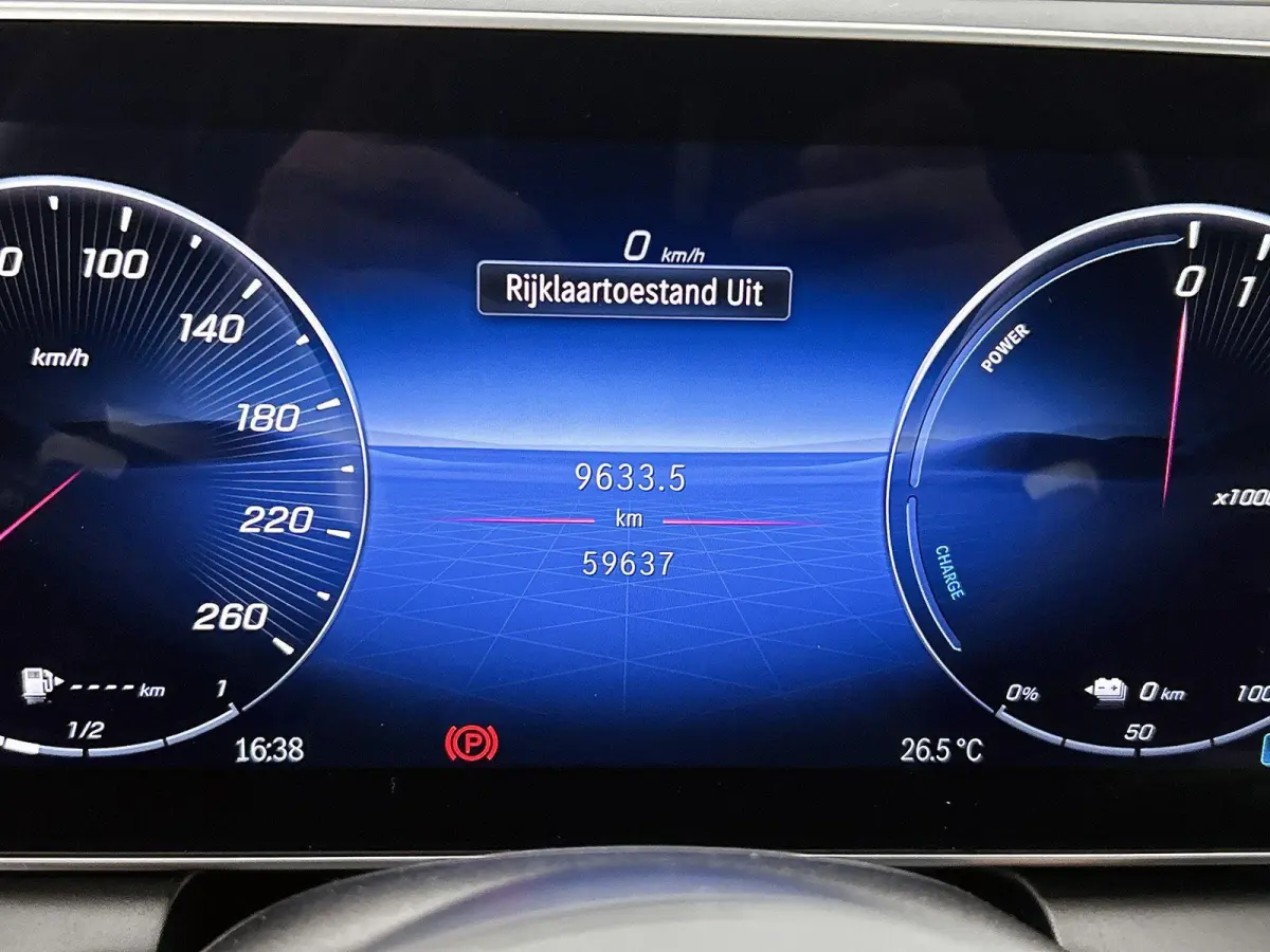 4MATIC AMG Line | Automaat | Panorama dak | Matrix LED | Burmester 3D | MANUFAKTUR Opalite White | Dashcam | Trekhaak | Heads-Up Display | 4-Zone Climate control | Apple Carplay / Android Au
