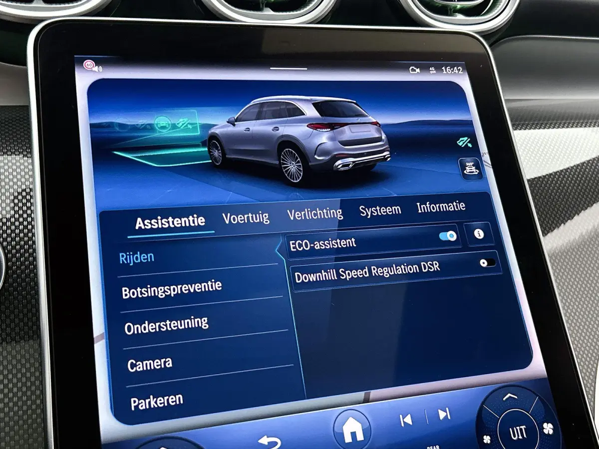 4MATIC AMG Line | Automaat | Panorama dak | Matrix LED | Burmester 3D | MANUFAKTUR Opalite White | Dashcam | Trekhaak | Heads-Up Display | 4-Zone Climate control | Apple Carplay / Android Au