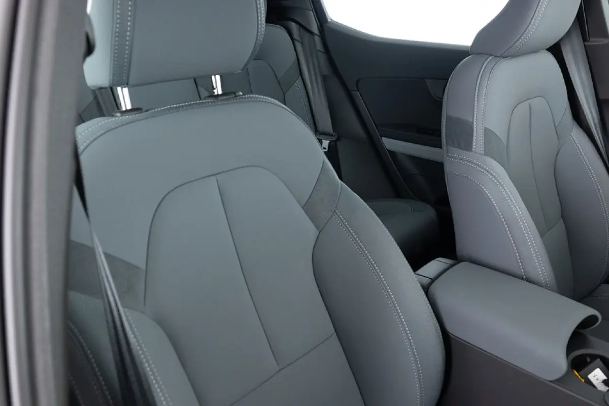 Long Range Singe Motor 82 kWh | PANORAMADAK | CARPLAY | EL. STOELEN *SOH 95.5%* !