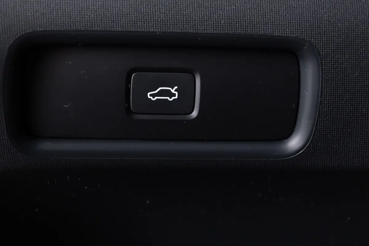 Long Range Singe Motor 82 kWh | PANORAMADAK | CARPLAY | EL. STOELEN *SOH 95.5%* !