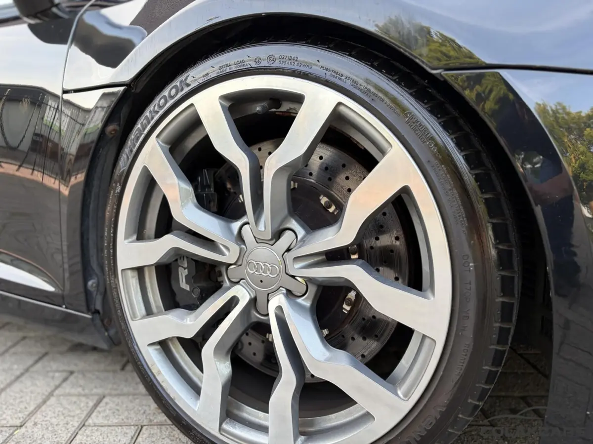 5.2 V10 FSI F1 Seats| Camera| Btw 525PK