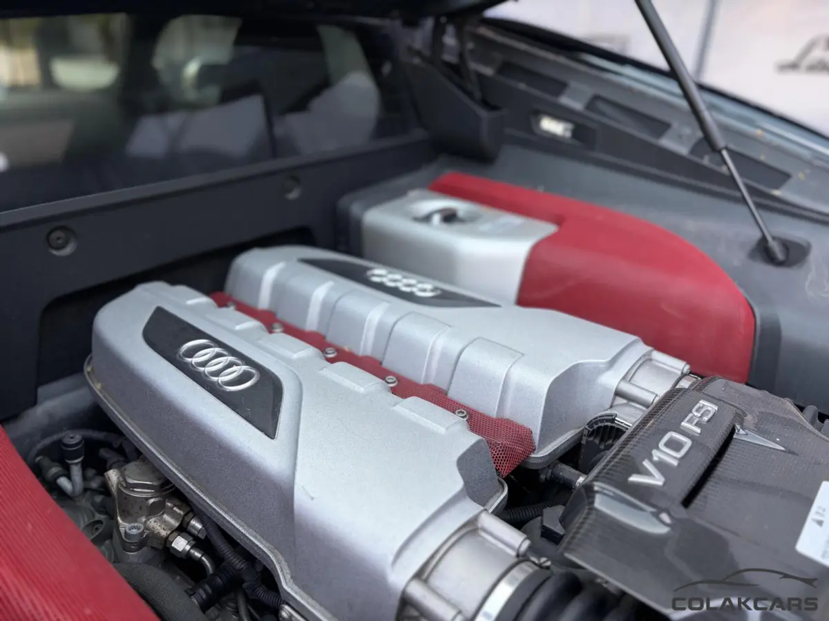 5.2 V10 FSI F1 Seats| Camera| Btw 525PK