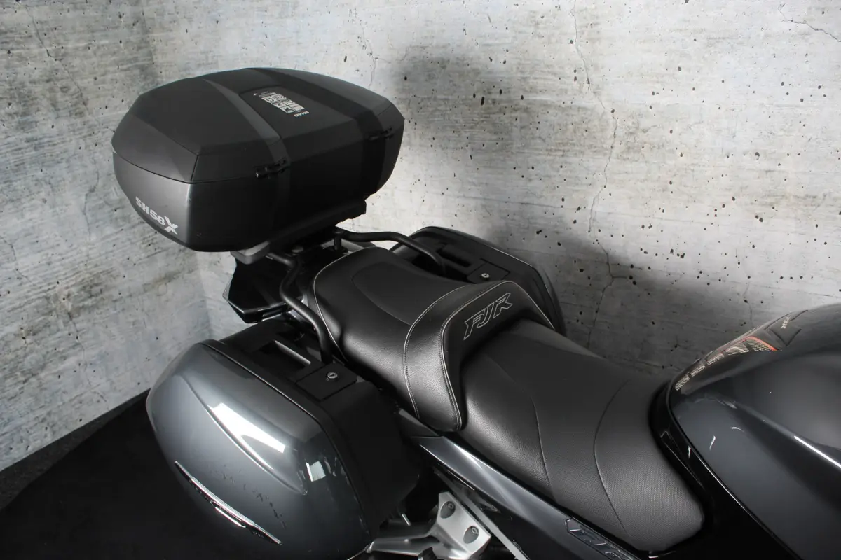 AE Akrapovic