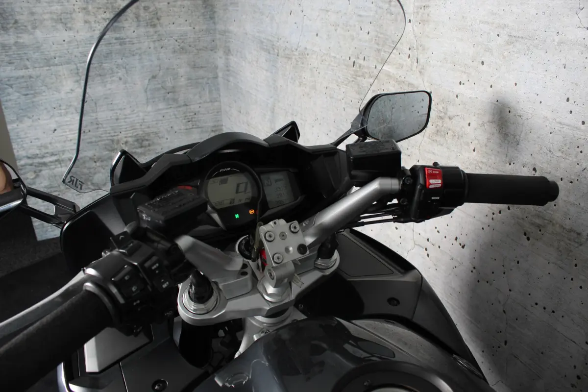 AE Akrapovic