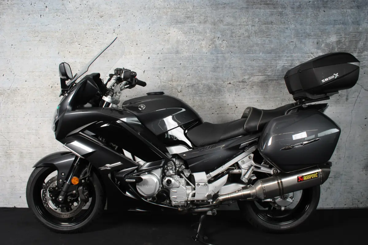 AE Akrapovic