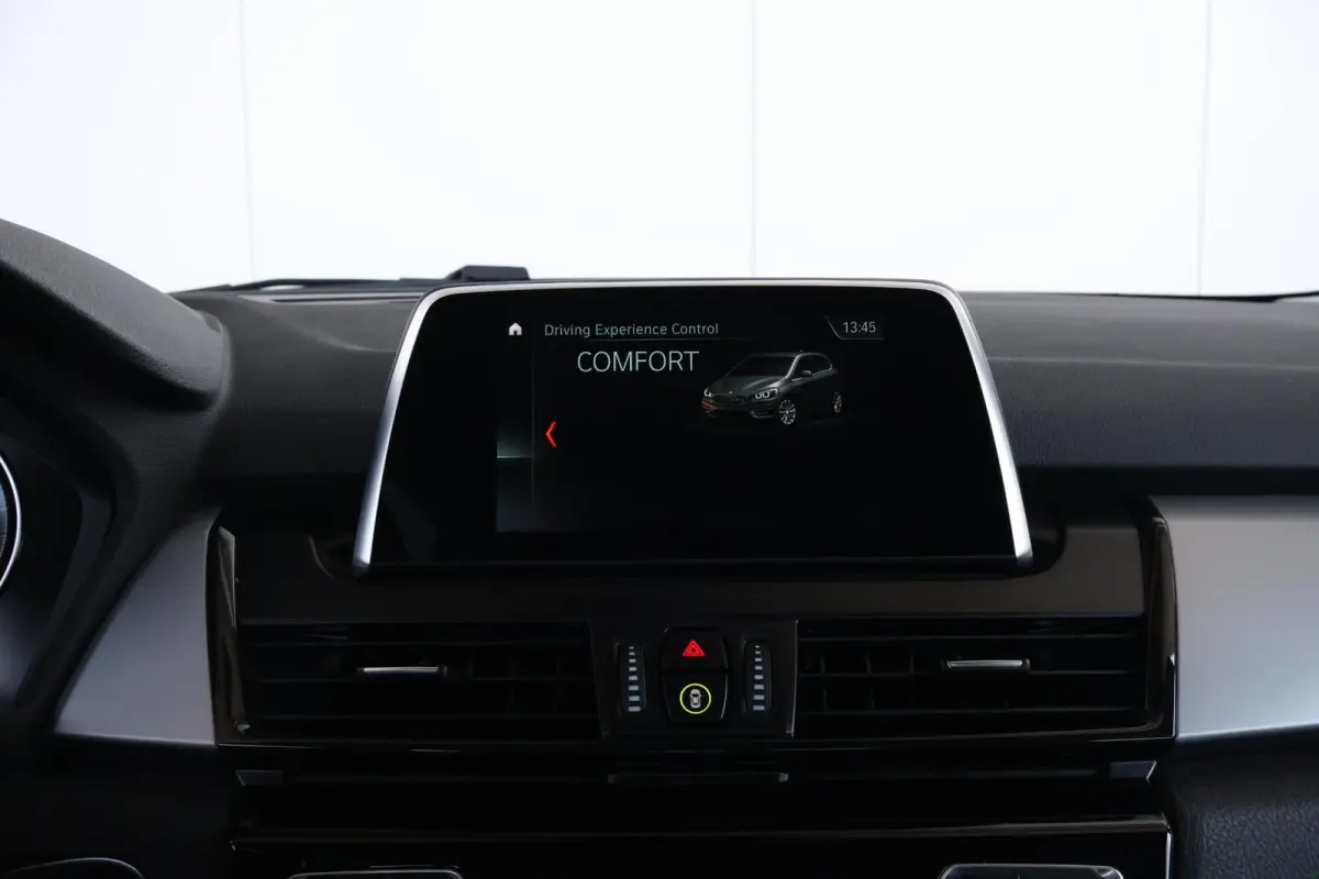 225xe iPerformance Executive | SoH 85% | Climate Control | PDC | Navi | Elektrische Achterklep |