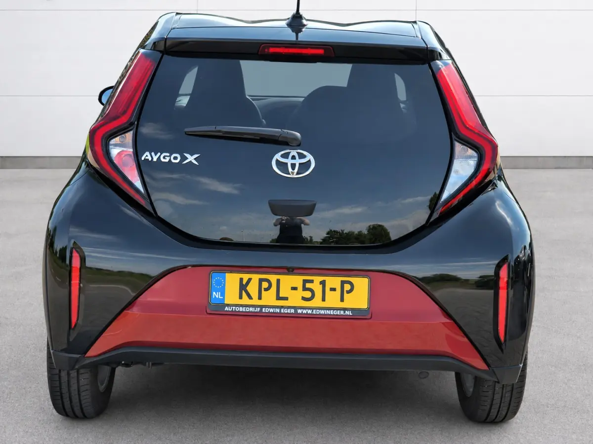 1.0 VVT-i MT Pulse | Keyless | Apple carplay | Android Auto