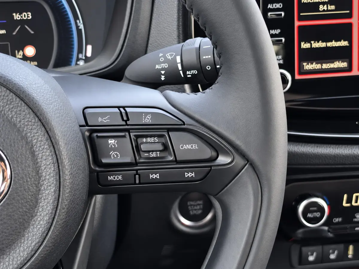 1.0 VVT-i MT Pulse | Keyless | Apple carplay | Android Auto