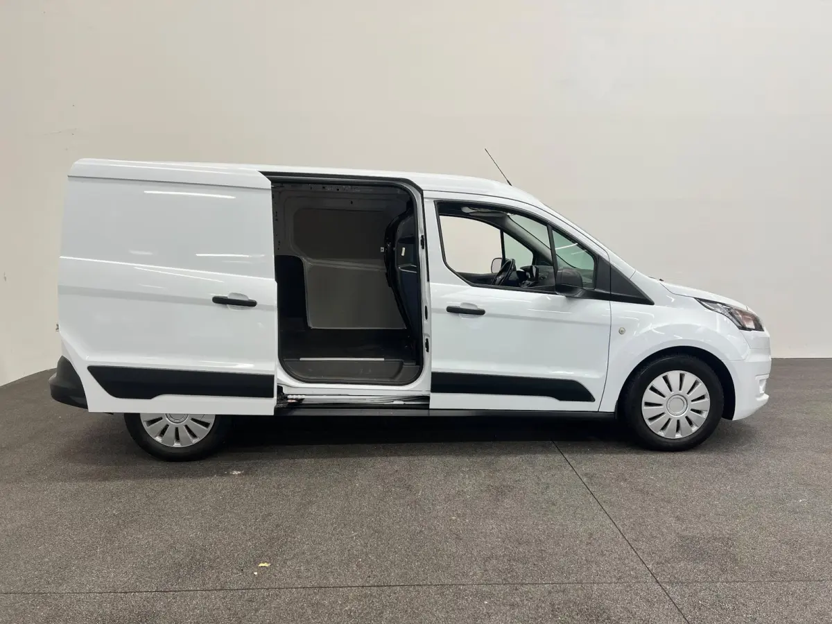 1.5 EcoBlue L2 Trend Automaat Stoelverwarming Airco Navigatie Camera Cruise Control Parkeersensoren Voorruit Verwarming