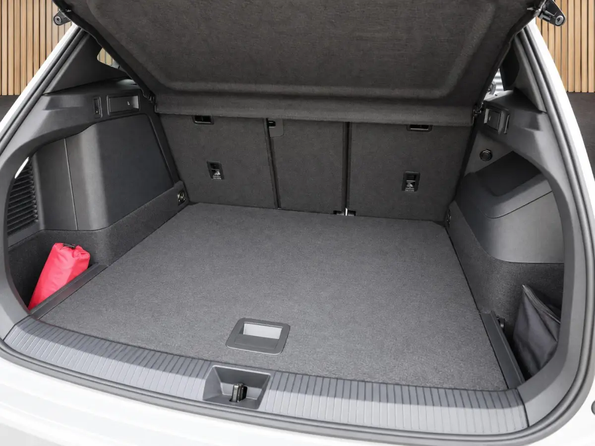1.5 eHybrid R-Line Edition |Pano |Leder |Head-up |Massage |Harman/Kardon |Stoelverkoeling |360° |Trekhaak
